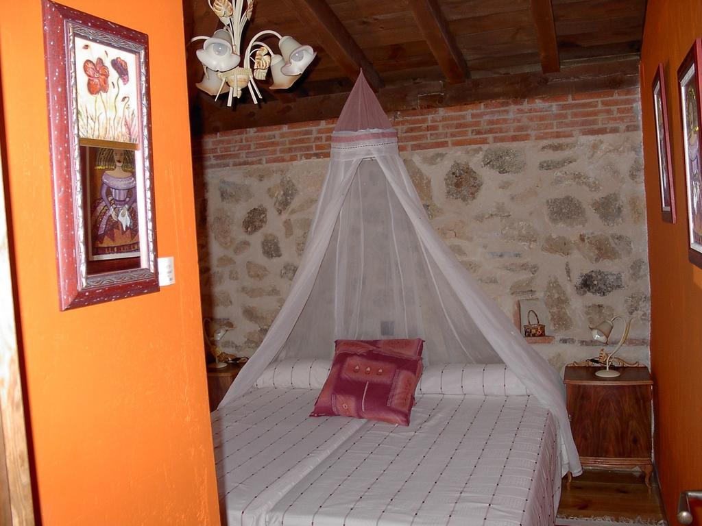 Casa Rural Pincherres Mata de Quintanar Екстериор снимка
